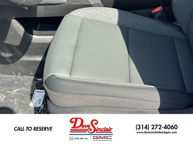 GMC Terrain Vehicle Full-screen Gallery Image 12