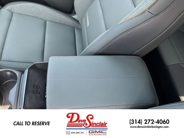 GMC Terrain Vehicle Full-screen Gallery Image 21