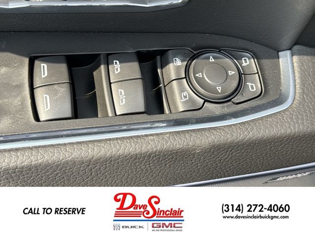 GMC Sierra 1500 Vehicle Full-screen Gallery Image 13