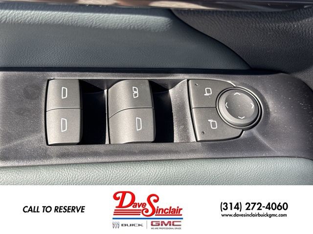 GMC Terrain Vehicle Full-screen Gallery Image 13