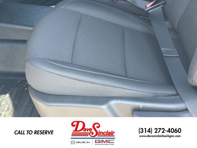 GMC Sierra 1500 Vehicle Full-screen Gallery Image 12