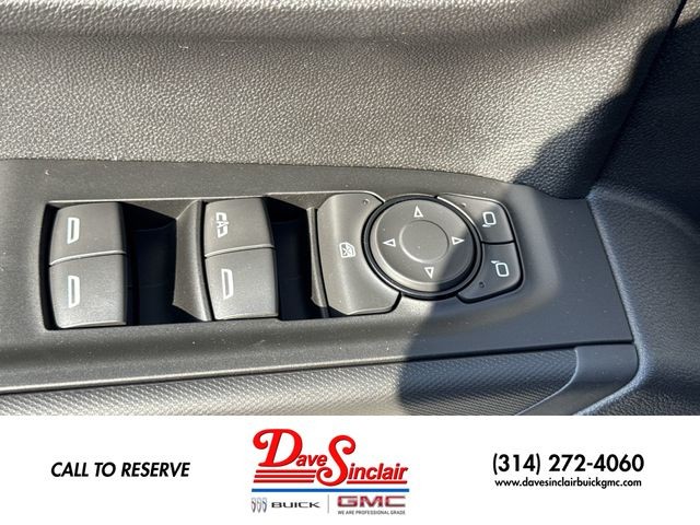 GMC Sierra 1500 Vehicle Full-screen Gallery Image 13