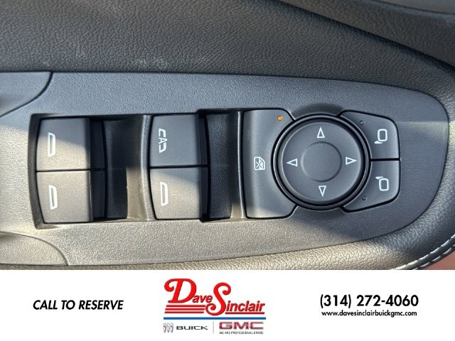 Buick Encore GX Vehicle Full-screen Gallery Image 13