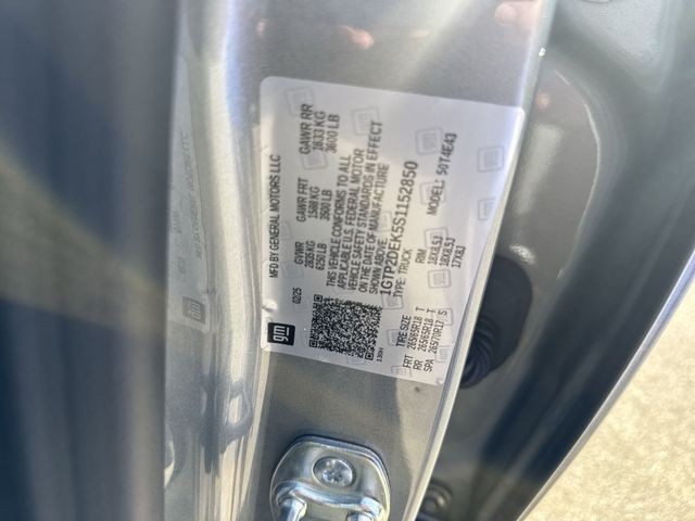 GMC Canyon Vehicle Full-screen Gallery Image 37