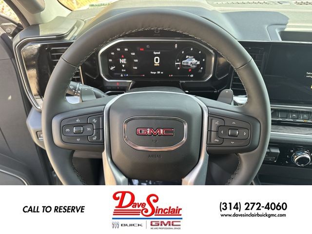 GMC Sierra 1500 Vehicle Full-screen Gallery Image 14