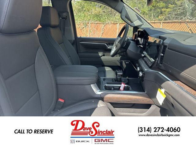 GMC Sierra 1500 Vehicle Full-screen Gallery Image 26
