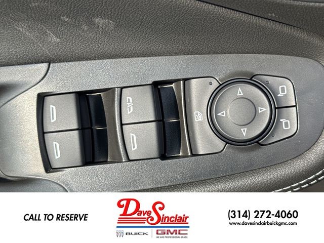 Buick Encore GX Vehicle Full-screen Gallery Image 13
