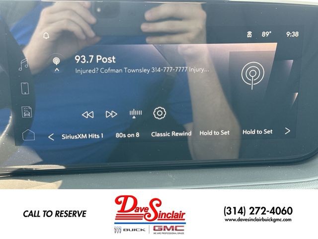 Buick Encore GX Vehicle Full-screen Gallery Image 16