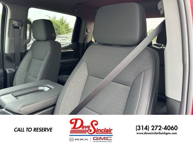 GMC Sierra 1500 Vehicle Full-screen Gallery Image 11
