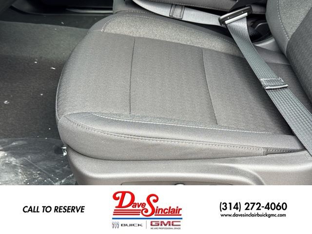 GMC Sierra 1500 Vehicle Full-screen Gallery Image 12