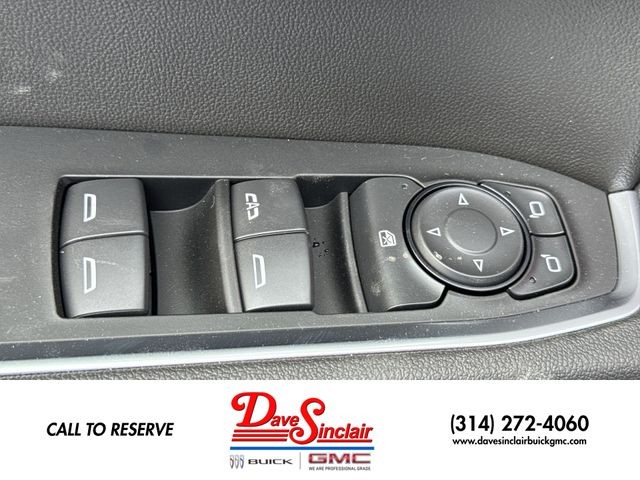 GMC Sierra 1500 Vehicle Full-screen Gallery Image 13