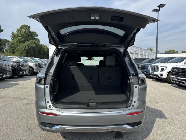 Buick Enclave Vehicle Full-screen Gallery Image 31