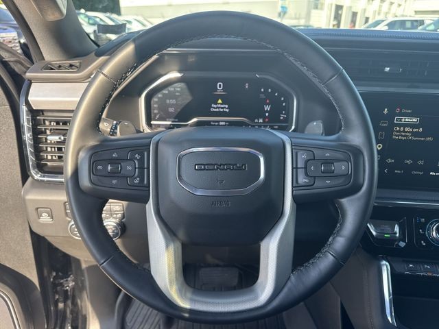 GMC Sierra 1500 Vehicle Full-screen Gallery Image 14