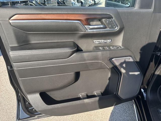 GMC Sierra 1500 Vehicle Full-screen Gallery Image 27