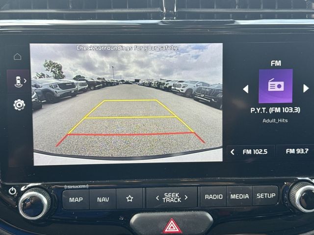 Kia Soul Vehicle Full-screen Gallery Image 25
