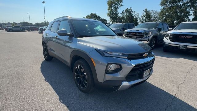 Chevrolet TrailBlazer Vehicle Full-screen Gallery Image 03