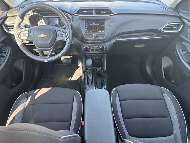 Chevrolet TrailBlazer Vehicle Full-screen Gallery Image 23