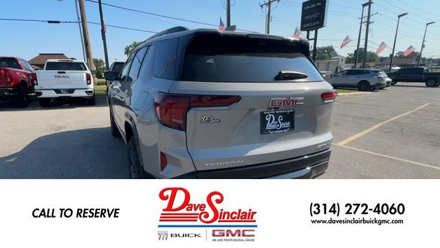 GMC Terrain Vehicle Full-screen Gallery Image 08