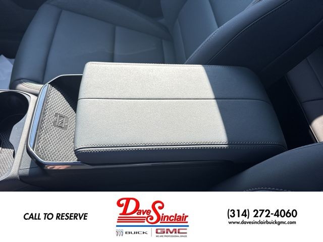 GMC Terrain Vehicle Full-screen Gallery Image 21
