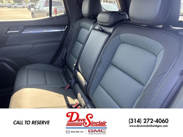 GMC Terrain Vehicle Full-screen Gallery Image 23