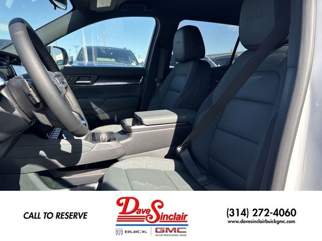 GMC Terrain Vehicle Full-screen Gallery Image 11