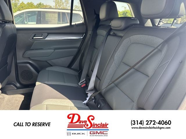 GMC Terrain Vehicle Full-screen Gallery Image 22