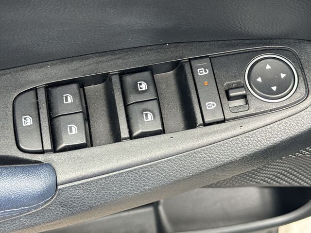 Kia Seltos Vehicle Full-screen Gallery Image 27