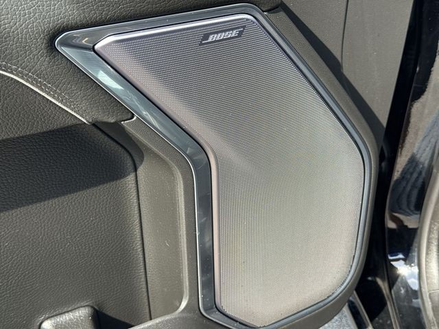 GMC Sierra 1500 Vehicle Full-screen Gallery Image 29