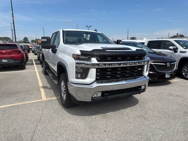 Chevrolet Silverado 2500HD Vehicle Full-screen Gallery Image 06
