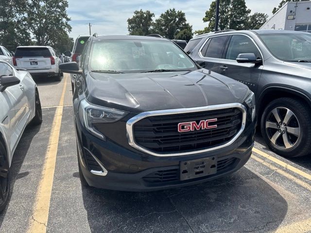 GMC Terrain Vehicle Full-screen Gallery Image 06