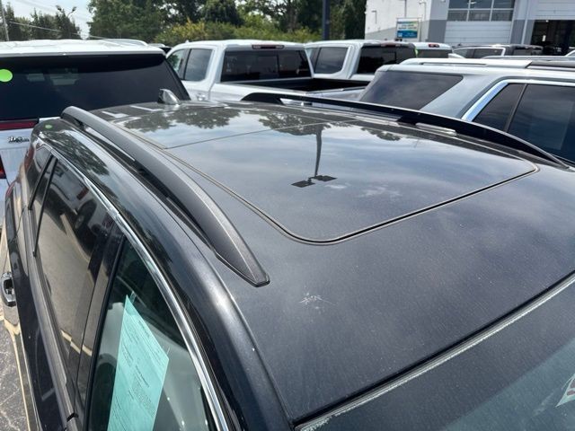 GMC Terrain Vehicle Full-screen Gallery Image 11