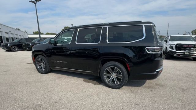 Jeep Grand Wagoneer Vehicle Full-screen Gallery Image 09