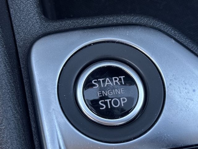 Nissan Sentra Vehicle Full-screen Gallery Image 20
