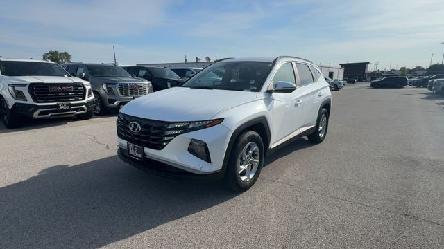 Hyundai Tucson Vehicle Full-screen Gallery Image 06