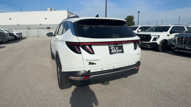Hyundai Tucson Vehicle Full-screen Gallery Image 10