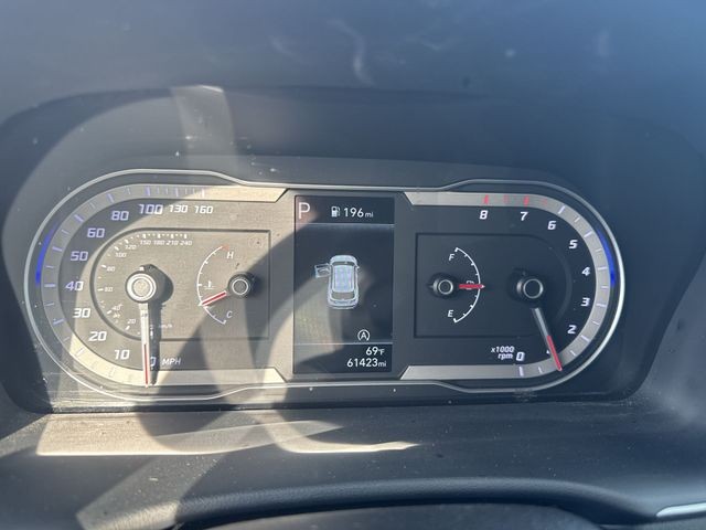 Hyundai Tucson Vehicle Full-screen Gallery Image 15