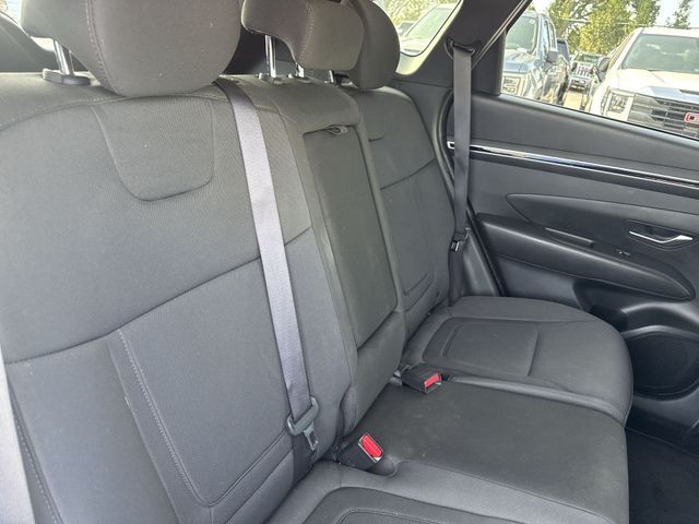 Hyundai Tucson Vehicle Full-screen Gallery Image 29