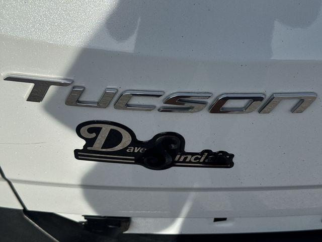 Hyundai Tucson Vehicle Full-screen Gallery Image 34