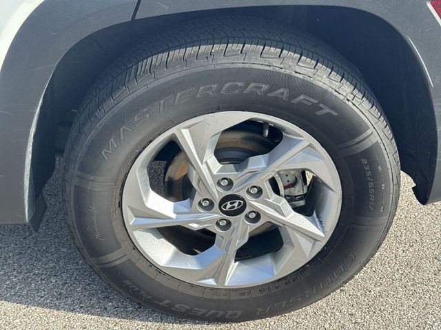 Hyundai Tucson Vehicle Full-screen Gallery Image 35
