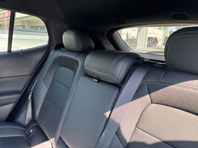 Chevrolet Equinox EV Vehicle Full-screen Gallery Image 15
