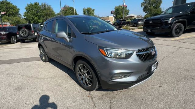 Buick Encore Vehicle Full-screen Gallery Image 03