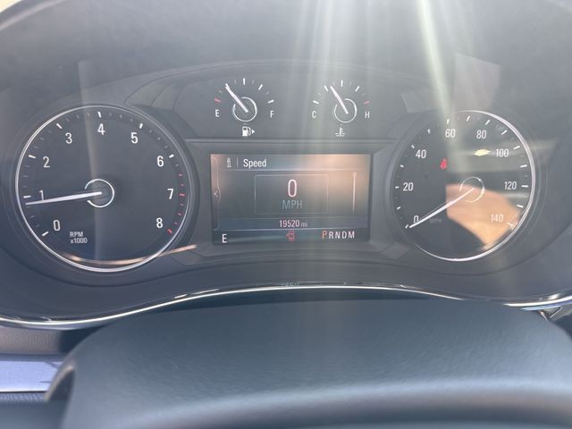 Buick Encore Vehicle Full-screen Gallery Image 15