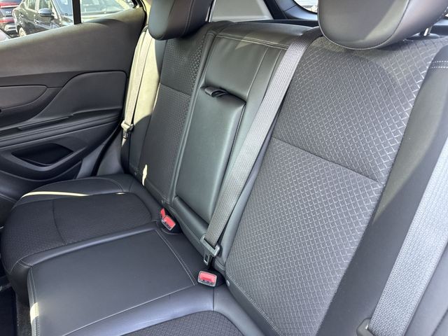 Buick Encore Vehicle Full-screen Gallery Image 27