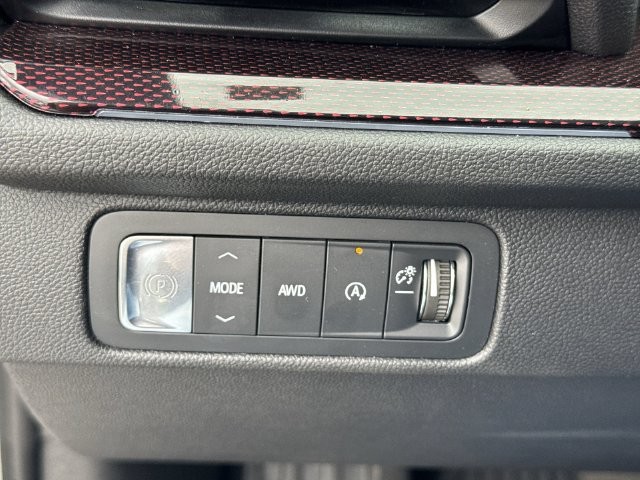 Chevrolet Traverse Vehicle Full-screen Gallery Image 22