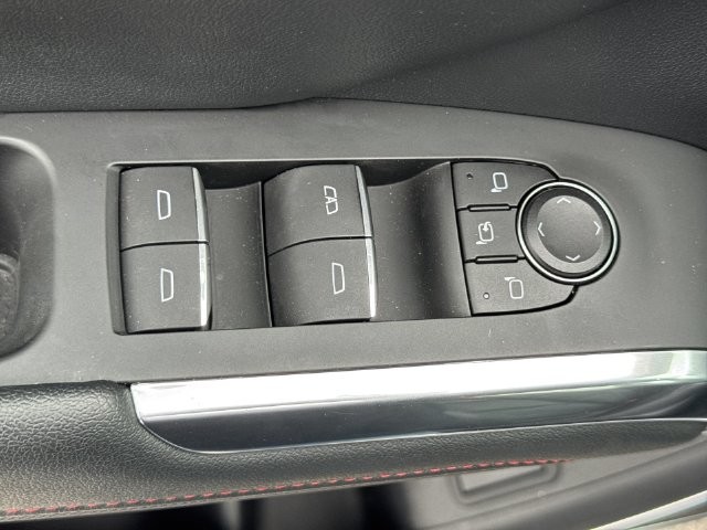 Chevrolet Traverse Vehicle Full-screen Gallery Image 28