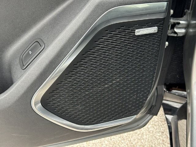 Chevrolet Traverse Vehicle Full-screen Gallery Image 29