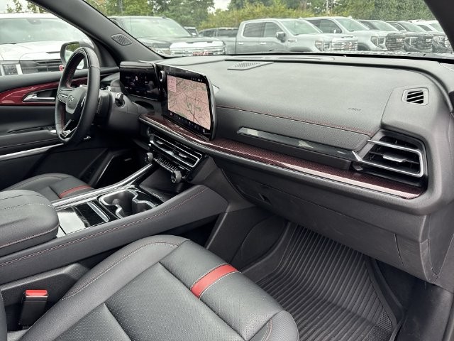 Chevrolet Traverse Vehicle Full-screen Gallery Image 34