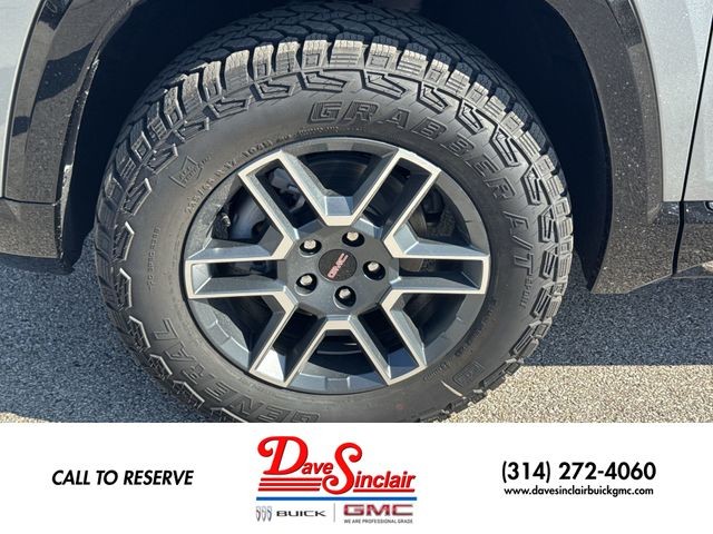 GMC Terrain Vehicle Full-screen Gallery Image 10