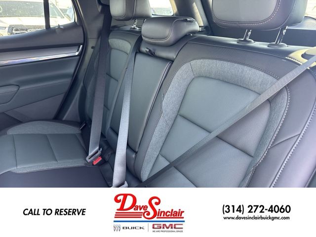 GMC Terrain Vehicle Full-screen Gallery Image 22