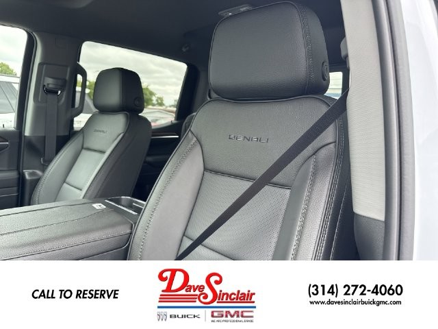 GMC Sierra 1500 Vehicle Full-screen Gallery Image 11